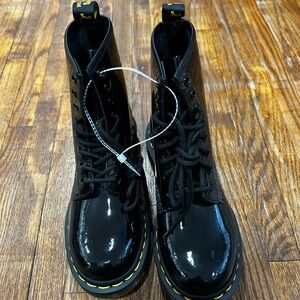 Dr. Martens 1460 Women Black Patent Leather 8Eye Lace-Up Combat Boots Size 5
